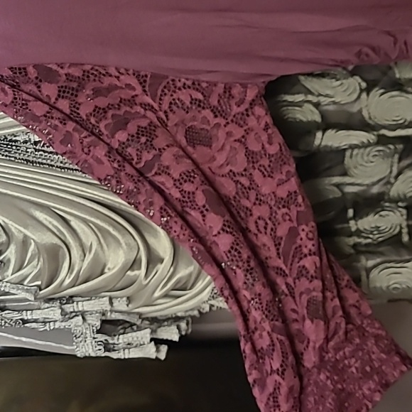 Torrid Plus Size Super Soft Top Size 4X. Beautiful burgandy.  NWT - Picture 11 of 15